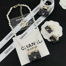 Picture of Chanel Sets _SKUChanelearing&necklace03jj26201